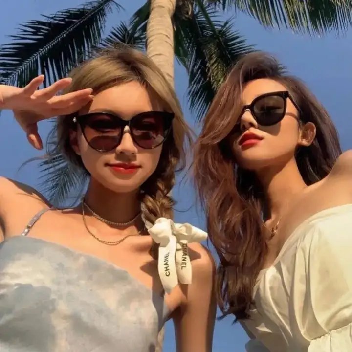 这个婶婶画风不对